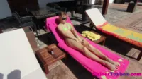Chloe Toy - Video