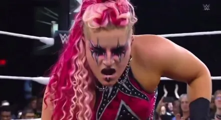 WWE Zaria - Video