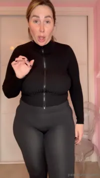 Paige Turnah - Coworker post workout 1.23.25