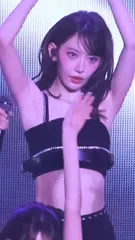Sakura Miyawaki 宮脇 咲良 | LESSERAFIM - Video