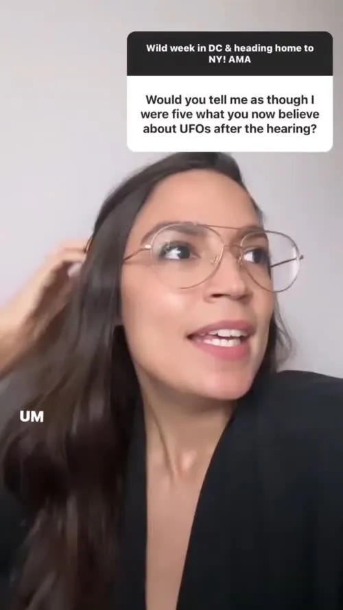 Alexandria Ocasio-Cortez / AOC - Video #128458