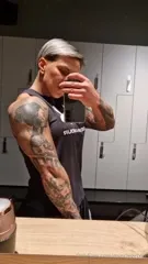 crazyxbody / musclegirlxxx - Video