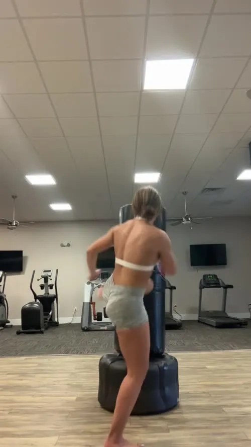 Valerie Loureda | Lola Vice - Video #243833