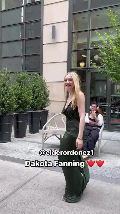 Dakota Fanning - Video