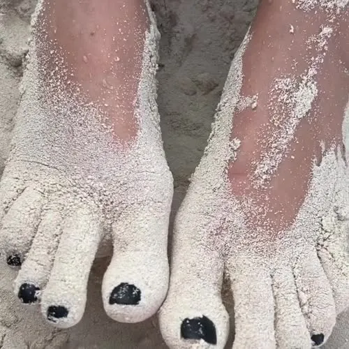 Olivia Cooke - Video