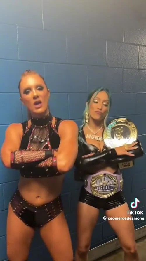 WWE/AEW Sasha Banks | Mercedes Moné - Video