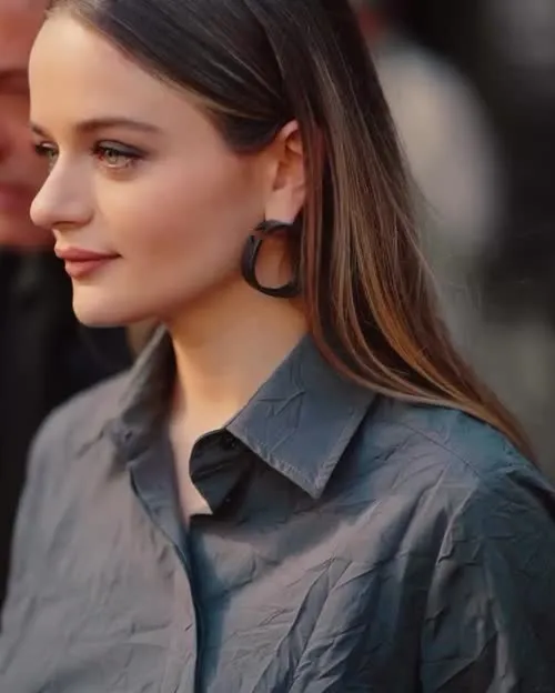 Joey King - Video