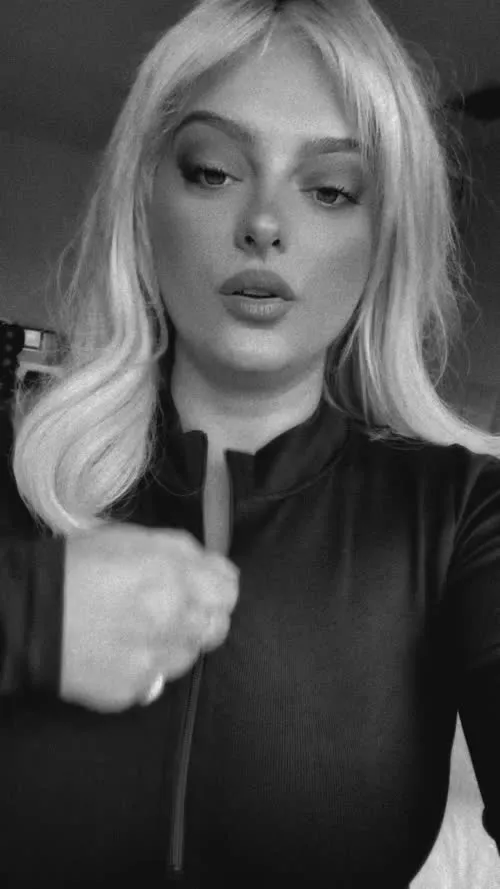 Bebe Rexha - Video
