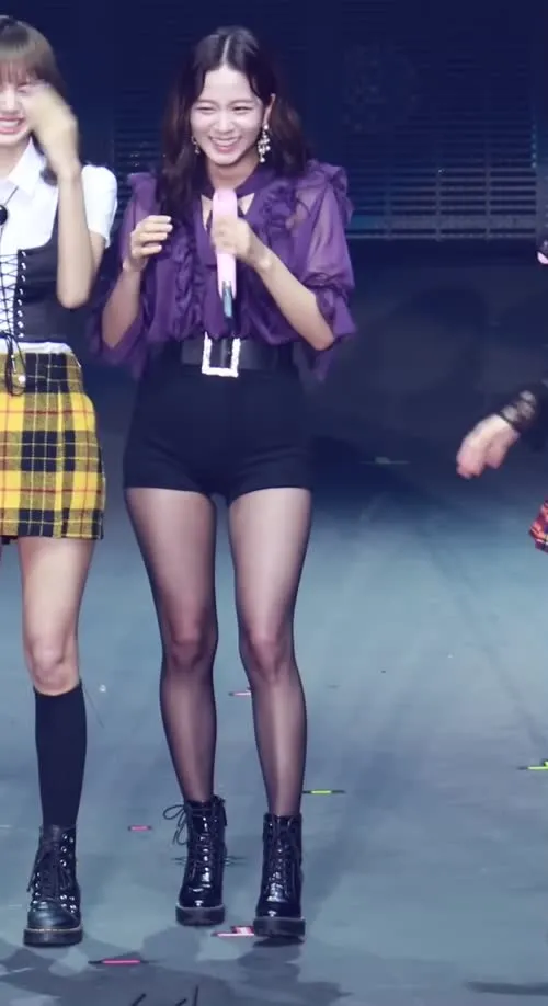 Jisoo  || - BLΛƆKPIИK ( BLACKPINK ) - Video