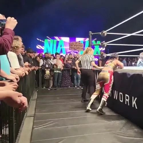 WWE Bayley / Davina Rose / Pamela Rose Martinez - Video