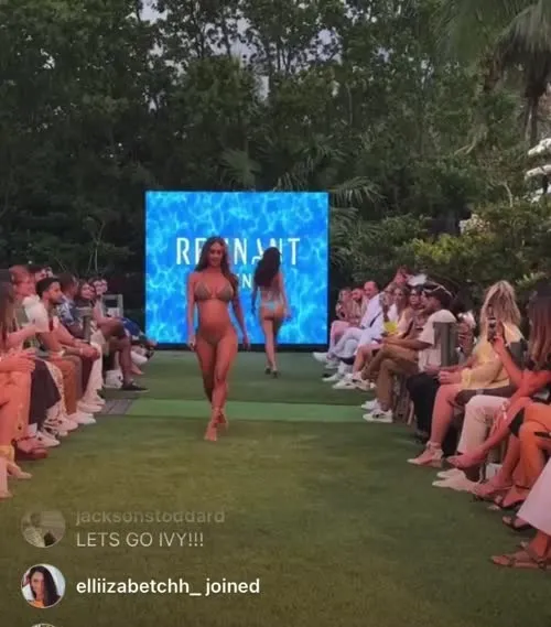 WWE Carmella - Video
