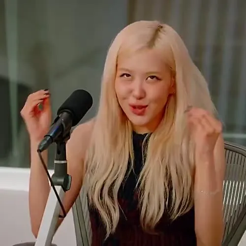 Rosé || Roseanne Park - BLΛƆKPIИK ( BLACKPINK ) - Video #288807