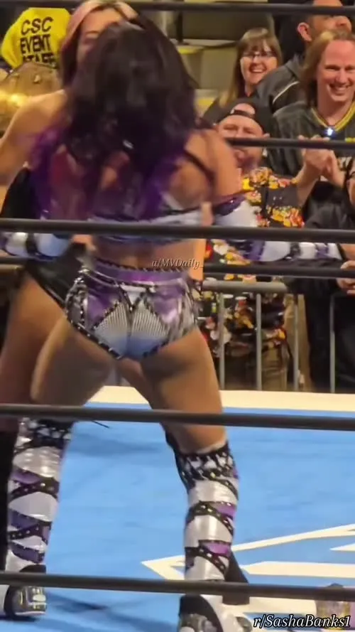 WWE/AEW Sasha Banks | Mercedes Moné - Video