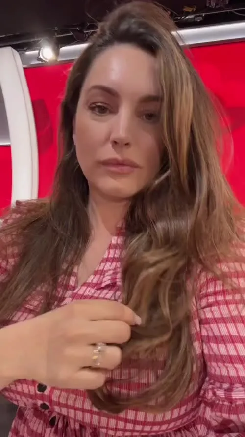 Kelly Brook - Video dashinit