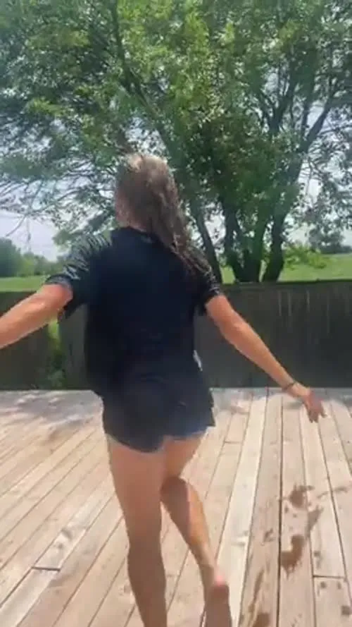 Female football/soccer players - Video
