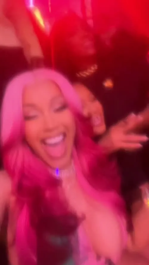 Cardi B - Video
