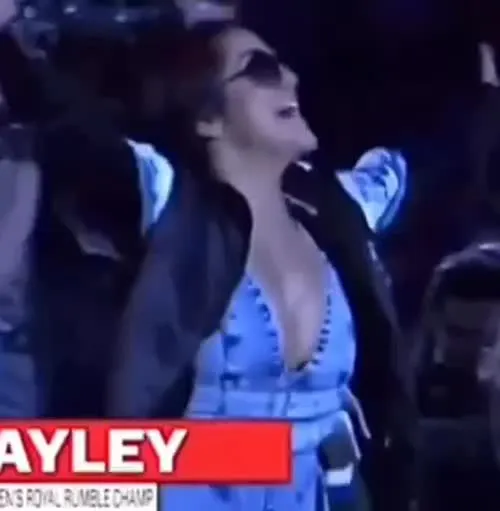 WWE Bayley / Davina Rose / Pamela Rose Martinez - Video #362493