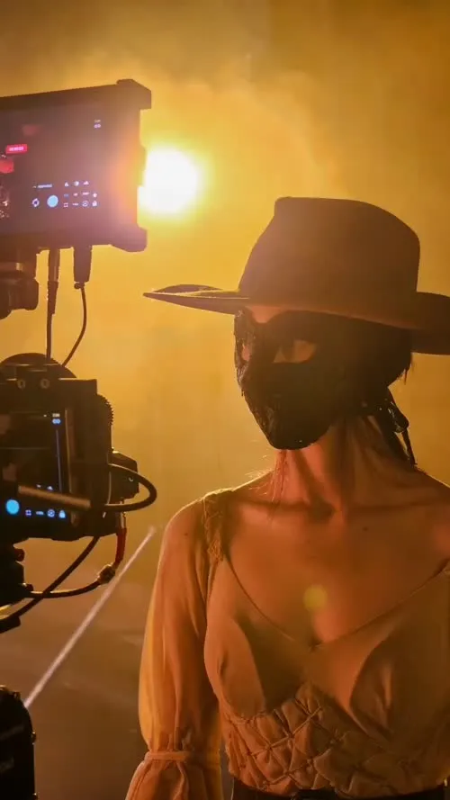 Emma Myers - Video