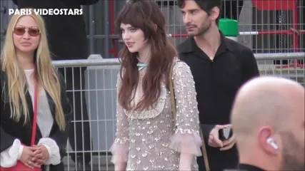 Sophie Thatcher - Video