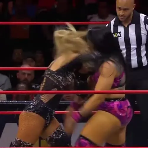 Danni Ellexo aka Harley Cameron Brand Army - Video