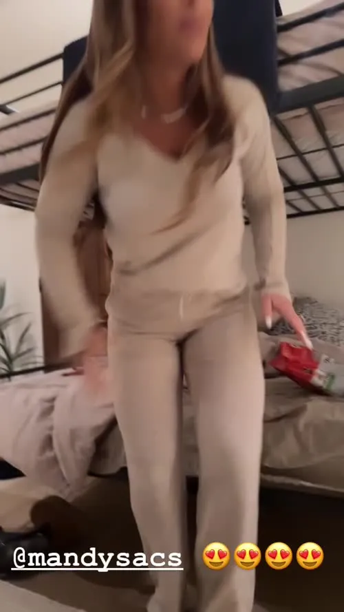 Mandy Sacs | Mandy Rose - Video