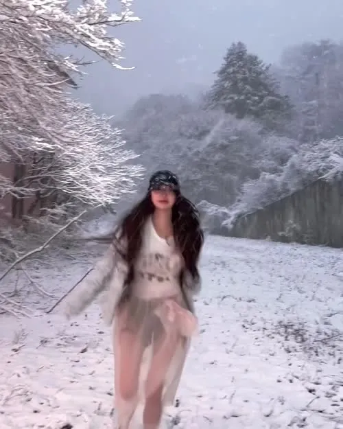 Jang Won-young / 장원영 WONYOUNG - Video