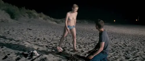 Dakota Fanning - Sexy lingerie in now is good