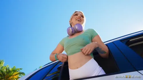 Ali Wonderland / skibbsky / Ally Summers - Danielle Renae & Sky Wonderland - Vacation fuck mode activated: Part. 1