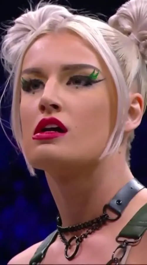 Toni Storm - Video
