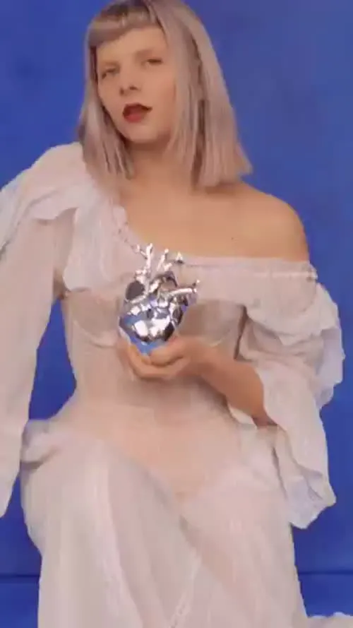Aurora Aksnes (singer) - Video #133933