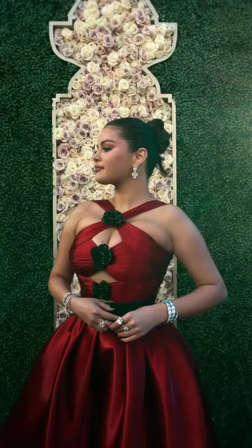 Selena Gomez - Video