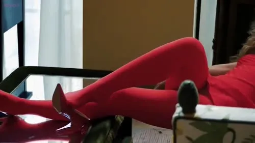 Kathryn Newton - Video