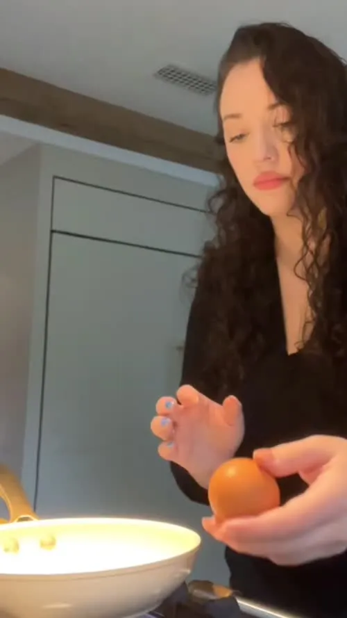 Kat Dennings - Video