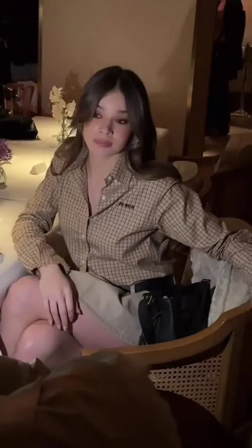 Hailee Steinfeld - Video #320994