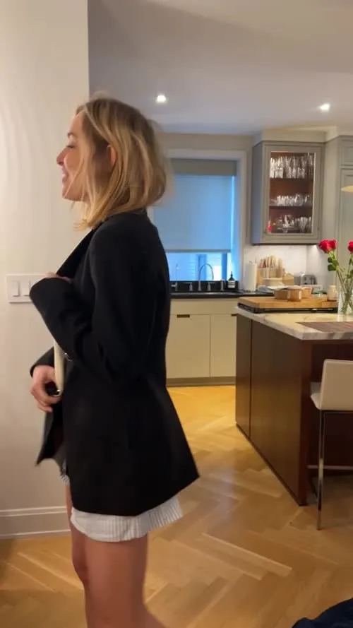 Jenny Mollen - Video #121090