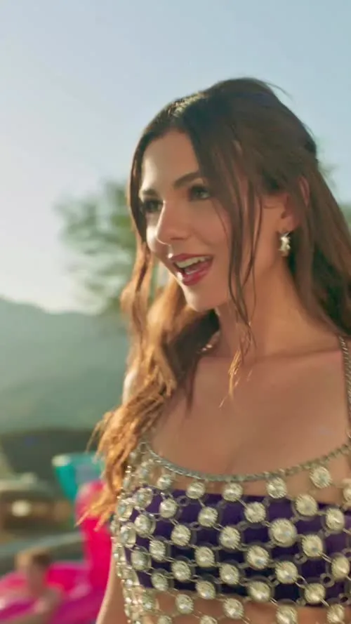 Victoria Justice - Video