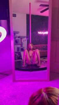 Destiny Mira / Destiny da Brat - Watching myself cum - ManyVids