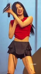 Yeji - ITZY (예지, Hwang Ye-ji) - Dgifjiowecp