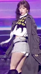 Sakura Miyawaki 宮脇 咲良 | LESSERAFIM - Video