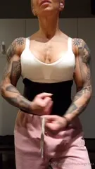 crazyxbody / musclegirlxxx - Video #415053