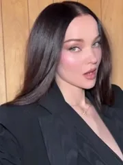 Dove Cameron - Video