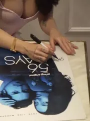 Dove Cameron - Video