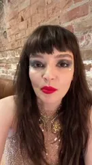 Lauren Mayberry (Singer) - Video