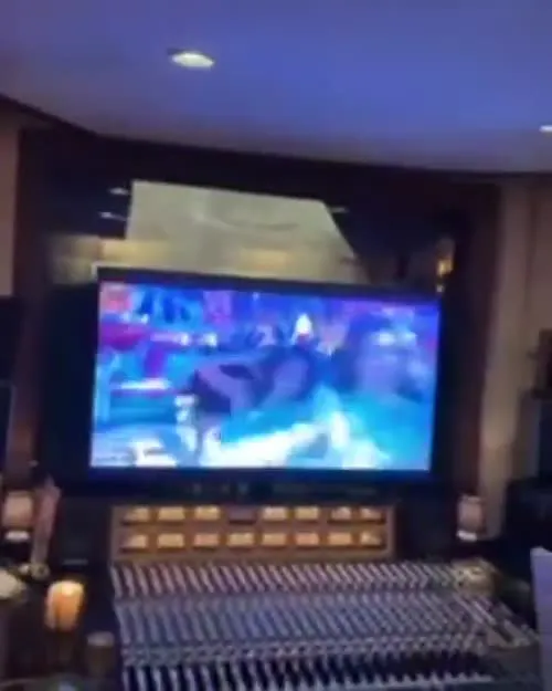 Dua Lipa - Video 1