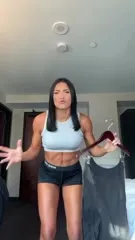 Kiana James - Video