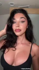Chantel Jeffries - Video