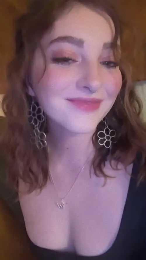 Willow shields - Video #303490