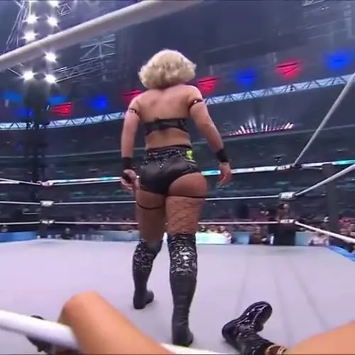 Toni Storm - Video #351417