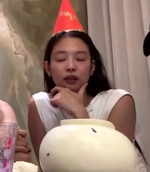 Jennie | BLΛƆKPIИK (Blackpink) - Video