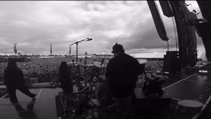 Courtney Laplante (Spiritbox Singer) - Video